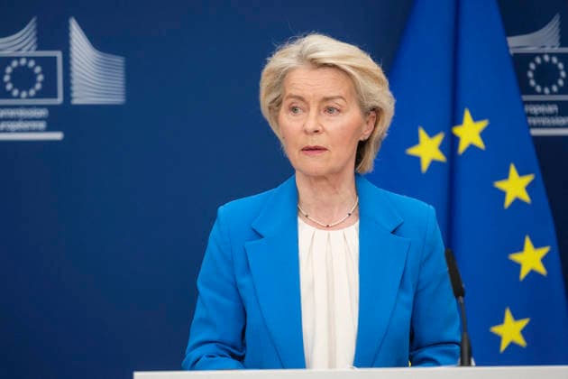 European Commission President Ursula von der Leyen - Brussels European Commission President Ursula von der Leyen addressed the media following the Commission’s meeting on Monday, April 13, 2026, at the Berlaymont in Brussels, Belgium. In response to the Middle East crisis, which has driven up the EU’s energy bills by Ä22 billion in just 44 days, the European Union is preparing immediate measures to coordinate among member states and support vulnerable households. At the same time, it is accelerating its decarbonization strategy, focusing on renewable and nuclear energy to reduce dependence on fossil fuels and strengthen energy security - Photo by Monasse T ANDBZ ABACAPRESS.COM Brussels Brussels-Capital Belgium  Copyright: xMonassexThierry ANDBZ ABACAx
