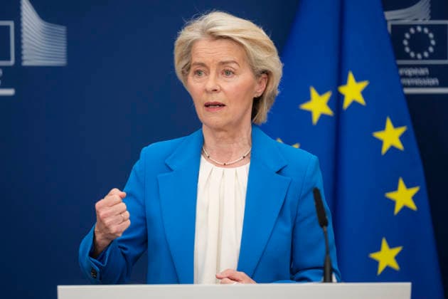 European Commission President Ursula von der Leyen - Brussels European Commission President Ursula von der Leyen addressed the media following the Commission’s meeting on Monday, April 13, 2026, at the Berlaymont in Brussels, Belgium. In response to the Middle East crisis, which has driven up the EU’s energy bills by Ä22 billion in just 44 days, the European Union is preparing immediate measures to coordinate among member states and support vulnerable households. At the same time, it is accelerating its decarbonization strategy, focusing on renewable and nuclear energy to reduce dependence on fossil fuels and strengthen energy security - Photo by Monasse T ANDBZ ABACAPRESS.COM Brussels Brussels-Capital Belgium  Copyright: xMonassexThierry ANDBZ ABACAx