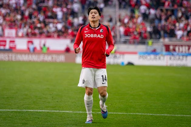 Deutschland: Fussball Bundesliga 2025 - 2026, 30. Spieltag - SC Freiburg vs 1. FC Heidenheim - Europa-Park-Stadion (Freiburg): Yuito Suzuki (SC Freiburg, 14) Copyright: xJOERANxSTEINSIEKx