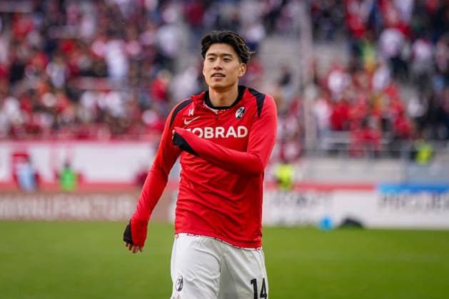 Deutschland: Fussball Bundesliga 2025 - 2026, 30. Spieltag - SC Freiburg vs 1. FC Heidenheim - Europa-Park-Stadion (Freiburg): Yuito Suzuki (SC Freiburg, 14) Copyright: xJOERANxSTEINSIEKx