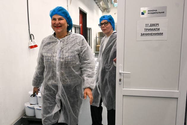 Ambassador of the European Union to Ukraine Katarina Mathernova (L) inspects production facilities at Ukrainian company KR Ingredients LLC, a potential client under the EFSE–Ukreximbank programme, in Kyiv, Ukraine, April 21, 2026. Following the signing of a credit agreement between the European Fund for Southeast Europe (EFSE), through the Ukraine Sub-Fund (USF), and Ukreximbank, participants visited the enterprise, which produces ingredients for the food industry. (Photo by Yevhen Kotenko Ukrinform) Signatories of EFSE-Ukreximbank agreement visit Ukrainian enterprise  Copyright: xEVGEN_KOTENKOx