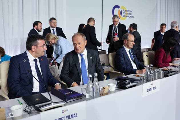 8th European Political Community Summit in Armenia YEREVAN, ARMENIA - MAY 4: Turkish Vice President Cevdet Yillmaz and Polish Prime Minister speak during the opening ceremony of the 8th European Political Community Summit in Yerevan, Armenia, on May 4, 2026. Ahmet Okur Anadolu Yerevan Armenia. Editorial use only. Please get in touch for any other usage.  Copyright: x2026xAnadoluxAhmetxOkurx