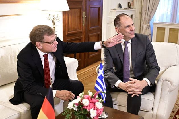 German Foreign Minister Wadephul visits Athens -Greek Foreign Minister Giorgos Gerapetritis (R) talks with the Foreign Minister of Germany Johann Wadephul (L) in Athens, Greece, 04 May 2026. IMAGO ONE INCH PRODUCTIONS ATHENS Greece Copyright: xOnexInchxProductionsx 6958196