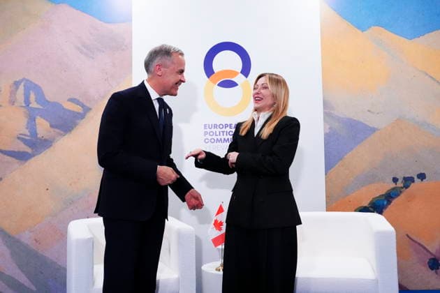May 4, 2026, Yerevan, Armenia: Prime Minister Mark Carney meets with Italian Prime Minister Giorgia Meloni during the 8th European Political Community Summit in Yerevan, Armenia on Monday, May 4, 2026. Yerevan Armenia  - ZUMAc35_ 20260504_zaf_c35_073 Copyright: xSeanxKilpatrickx