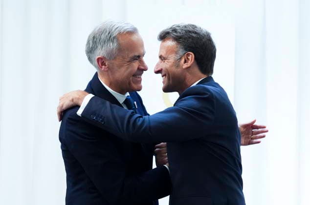 May 4, 2026, Yerevan, Armenia: Prime Minister MARK CARNEY meets with French President EMMANUEL MACRON during the 8th European Political Community Summit in Yerevan, Armenia. Yerevan Armenia  - ZUMAc35_ 20260504_zaf_c35_077 Copyright: xSeanxKilpatrickx