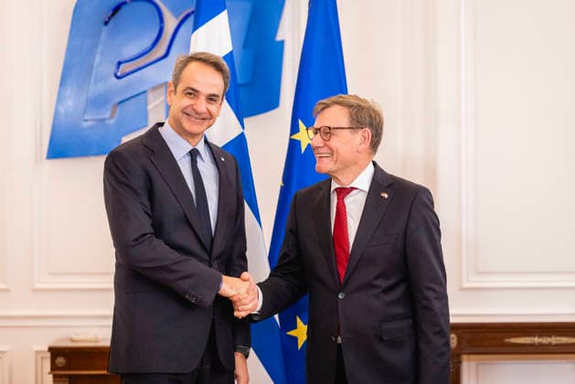 (R-L) Johann Wadephul (CDU), Bundesaussenminister, und Kyriakos Mitsotakis, Premierminister von Griechenland, aufgenommen im Rahmen eines Treffens in Athen, 04.05.2026. Fotografiert im Auftrag des Auswaertigen Amtes Athen Griechenland Copyright: xJulianexSonntag AAx