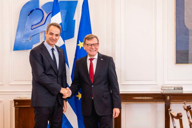 (R-L) Johann Wadephul (CDU), Bundesaussenminister, und Kyriakos Mitsotakis, Premierminister von Griechenland, aufgenommen im Rahmen eines Treffens in Athen, 04.05.2026. Fotografiert im Auftrag des Auswaertigen Amtes Athen Griechenland Copyright: xJulianexSonntag AAx