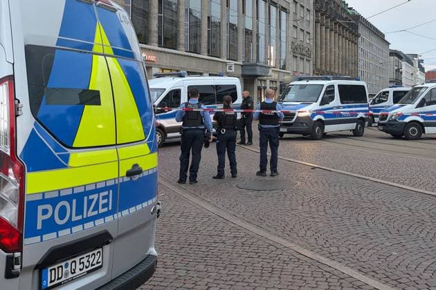 Leipzig, Sachsen, Deutschland, 04.05.2026: Auto fährt in Leipzig in Menschenmenge. Der Vorfall ereignete sich der Grimmaische Straße in der Innenstadt, der Bereich zwischen Augustusplatz und Ritterstraße wurde abgesperrt. Copyright: xdtsxNachrichtenagenturx dts_117563