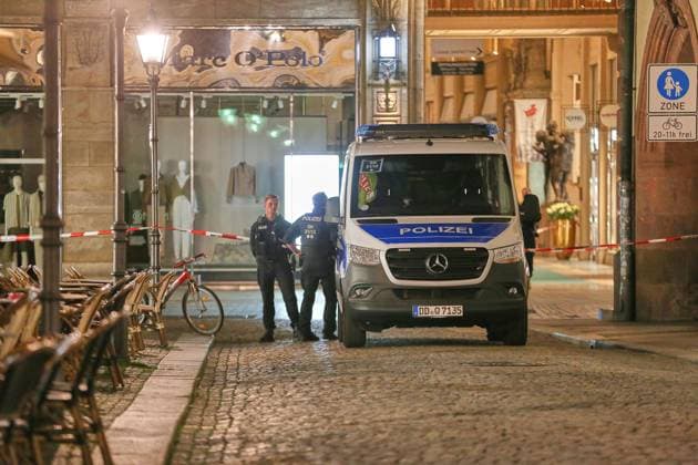 Leipzig, Sachsen, Deutschland, 04.05.2026: Auto fährt in Leipzig in Menschenmenge. Der Vorfall ereignete sich der Grimmaische Straße in der Innenstadt, der Bereich zwischen Augustusplatz und Ritterstraße wurde abgesperrt. Copyright: xdtsxNachrichtenagenturx dts_117583