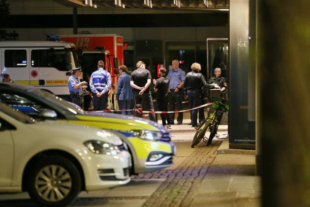 Leipzig, Sachsen, Deutschland, 04.05.2026: Auto fährt in Leipzig in Menschenmenge. Der Vorfall ereignete sich der Grimmaische Straße in der Innenstadt, der Bereich zwischen Augustusplatz und Ritterstraße wurde abgesperrt. Copyright: xdtsxNachrichtenagenturx dts_117585