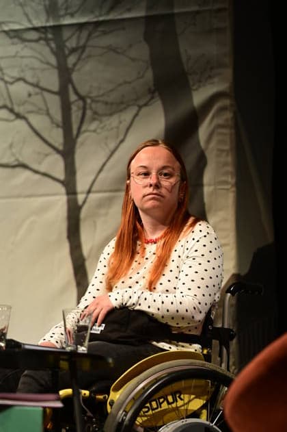 Sabine Christian beim SZ-Wahlforum zur OB-Wahl in Görlitz - Die Oberbürgermeisterkandidaten in der großen Podiumsdiskussion der Sächsischen Zeitung im Theater. Görlitz, 04.05.2026 Copyright: xMatthiasxWehnertx