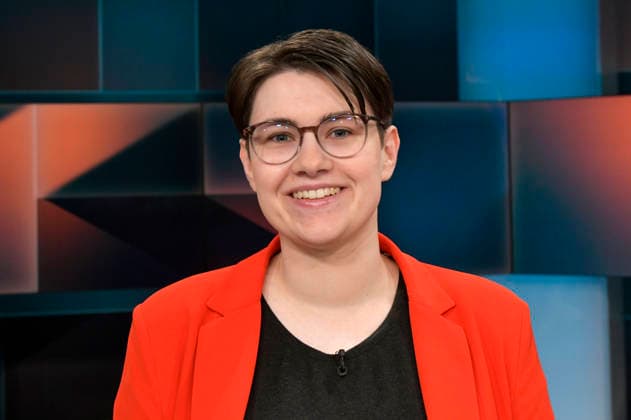 Clara Schlagowski in der ARD-Talkshow hart aber fair im Studio Adlershof. Berlin, 05.04.2026
