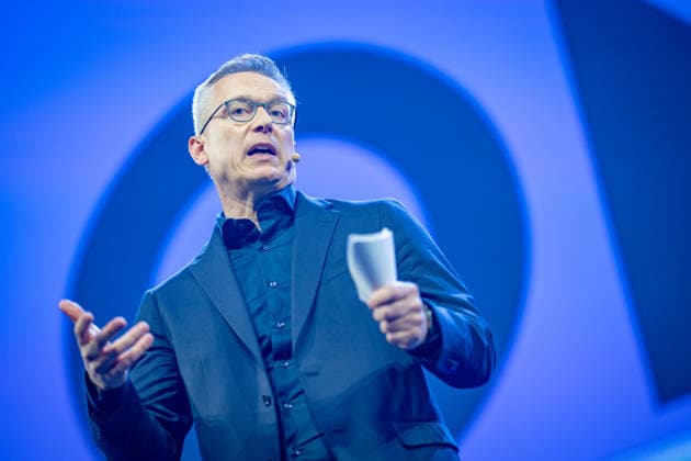 Karsten Wildberger, Bundesminister für Digitalisierung und Staatsmodernisierung. tritt als erster Redner des Tages auf der Conference Stage auf;OMR26 Festival in Hamburg, Hamburg Hamburg Deutschland Messe