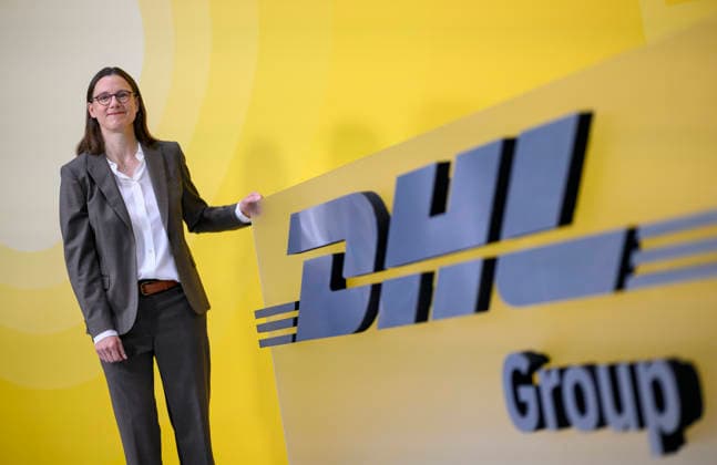 Katrin Suder (Aufsichtsratsvorsitzende) vor einem DHL Logo. Ordentliche Hauptversammlung der Deutsche Post AG, am 05.05.2026 in Bonn Deutschland. @ World Conference Center