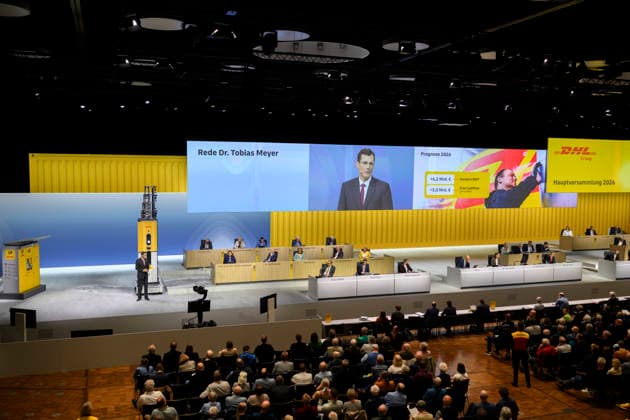 Feature, Übersicht, Tobias Meyer (CEO, Vorstandsvorsitzender) bei seiner Rede. Ordentliche Hauptversammlung der Deutsche Post AG, am 05.05.2026 in Bonn Deutschland. @ World Conference Center
