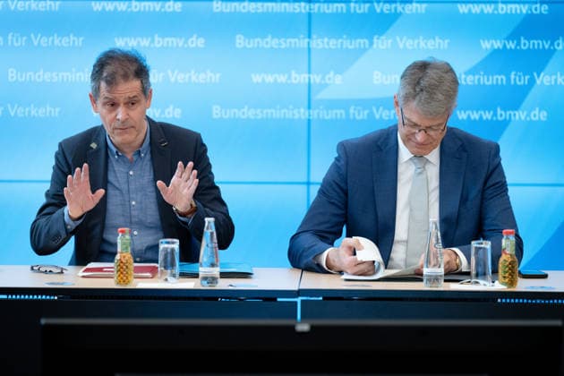 Amtsübernahme vor einem Jahr - Bilanz und Ausblick Berlin, Pressegespräch, Bilanz und Ausblick, Bundesverkehrsminister Patrick Schnieder, Bundesministerium für Verkehr Berlin Berlin GER