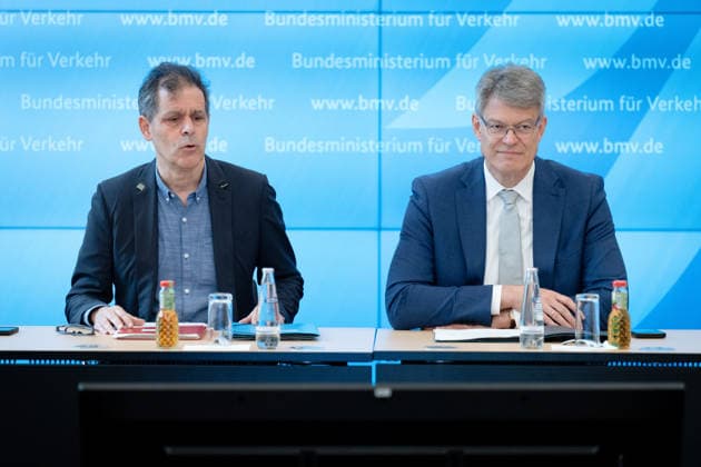 Amtsübernahme vor einem Jahr - Bilanz und Ausblick Berlin, Pressegespräch, Bilanz und Ausblick, Bundesverkehrsminister Patrick Schnieder, Bundesministerium für Verkehr Berlin Berlin GER