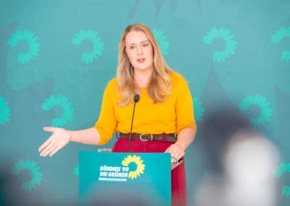 Katharina Dröge EUR, Deutschland, Berlin, 05.05.2026: Pressestatement von Katharina Dröge Vorsitzende der Bundestagsfraktion B90 Die Grünen vor der Fraktionssitzung im Deutschen Bundestag.