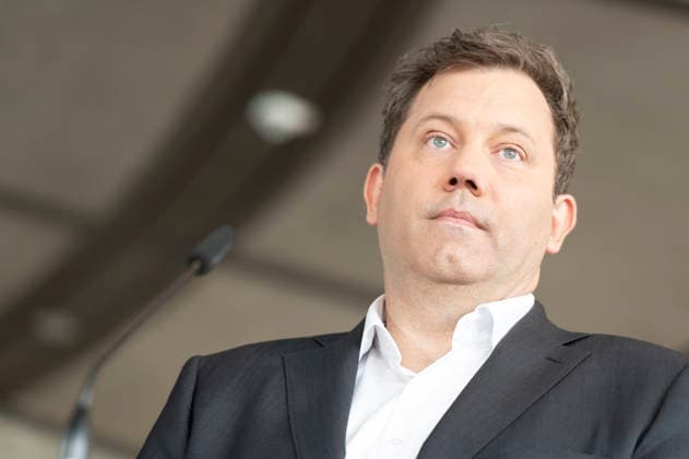 Lars Klingbeil EUR, Deutschland, Berlin: 05.05.2026: Pressestatement vor der Fraktionssitzung mit Lars Klingbeil (SPD)
