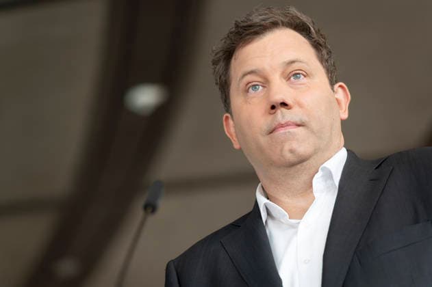 Lars Klingbeil EUR, Deutschland, Berlin: 05.05.2026: Pressestatement vor der Fraktionssitzung mit Lars Klingbeil (SPD)