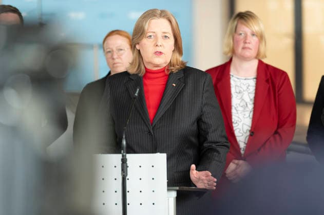 Bärbel Bas EUR, Deutschland, Berlin: 05.05.2026: Pressestatement vor der Fraktionssitzung mit Bärbel Bas (SPD)