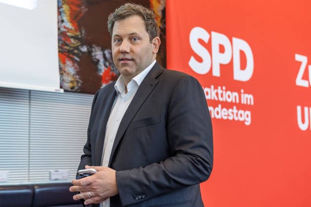 Statement SPD Lars Klingbeil (SPD), Bundesfinanzminister nach einem Statement SPD am 05.05.26 in Berlin. Berlin Berlin Deutschland Reichstag