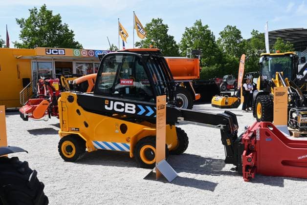 Die IFAT Munich 2026 ist die weltweit führende Fachmesse für Wasser-, Abwasser-, Abfall- und Rohstoffwirtschaft. Die Messe findet alle zwei Jahre auf dem Messegelände in München - Riem statt. Foto: Am Messestand von JCB Sales Ltd.