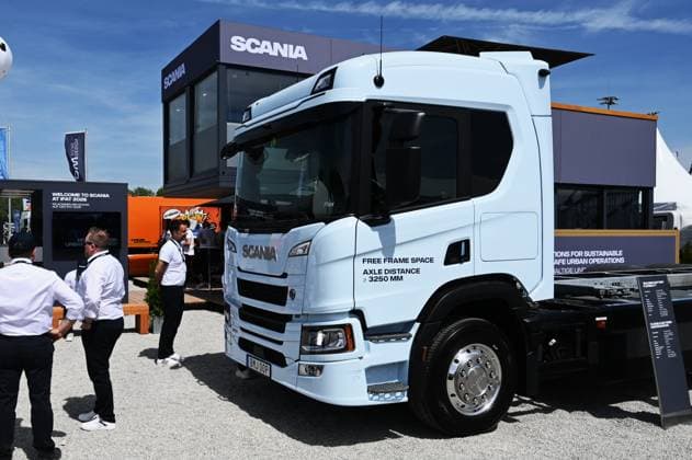 Die IFAT Munich 2026 ist die weltweit führende Fachmesse für Wasser-, Abwasser-, Abfall- und Rohstoffwirtschaft. Die Messe findet alle zwei Jahre auf dem Messegelände in München - Riem statt. Foto: Scania LKW-Messestand