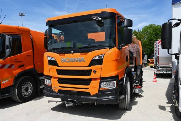 Die IFAT Munich 2026 ist die weltweit führende Fachmesse für Wasser-, Abwasser-, Abfall- und Rohstoffwirtschaft. Die Messe findet alle zwei Jahre auf dem Messegelände in München - Riem statt. Foto: Scania LKW-Kehrmaschine