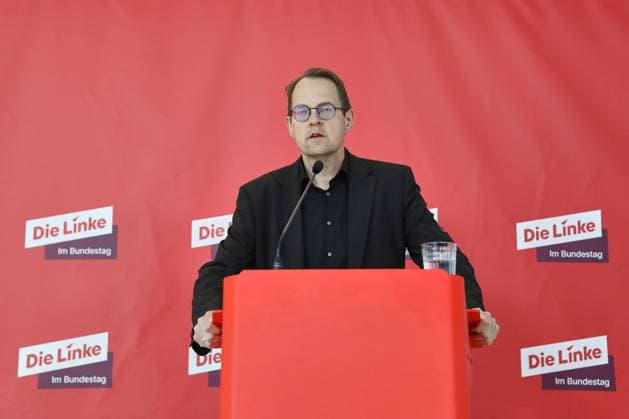 Berlin, Deutschland, 05.05.2026: Deutscher Bundestag: Linke-Fraktionssitzung: Sören Pellmann, Linke, gibt ein Pressestatement Copyright: xdtsxNachrichtenagenturx dts_117857