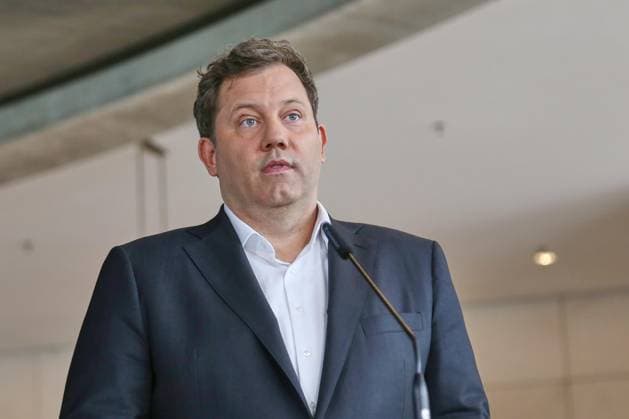 Berlin, Deutschland, 05.05.2026: Deutscher Bundestag: SPD-Fraktionssitzung: Bundesminister der Finanzen Lars Klingbeil (SPD) Copyright: xdtsxNachrichtenagenturx dts_117776
