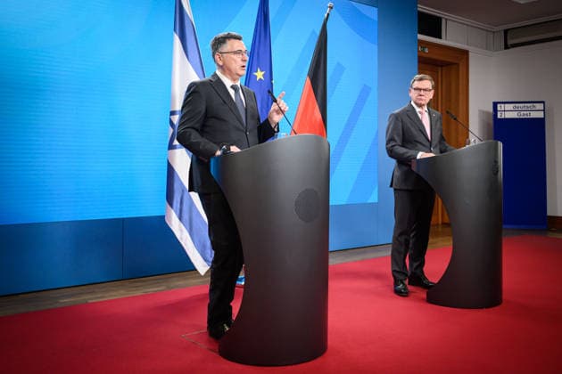 Berlin, Pressebegegnung Johann Wadephul und Gideon Sa™ar Pressekonferenz vom deutschen Außenminister Johann Wadephul (CDU) und der israelische Außenminister Gideon Sa™ar am 05.05.2026 im Auswärtigen Amt in Berlin. Berlin Auswärtiges Amt Berlin Deutschland