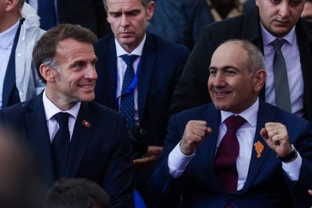 ARMENIA, GYUMRI - MAY 5, 2026: Emmanuel Macron (L), President of France, and Nikol Pashinyan, Prime Minister of Armenia, attend a concert titled Musical Bridge: Armenia - France and held in Vardanants Square to mark friendship between the two countries. Alexander Patrin TASS  92082326