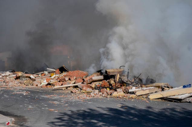 A fire causes the collapse of three houses in Morata de Tajuna Place of the event, on May 5, 2026, in Morata de Tajuna, Madrid Spain Several teams of Firefighters of the Community of Madrid have moved this Tuesday to the town of Morata de Tajuna to extinguish a fire that has caused the collapse of three single-family homes have also gone Summa 112 medical emergency services as a preventive measure, although it is true that the houses were empty at the time of the collapse and no one was injured or trapped under debris 05 MAY 2026 FIRE FIRE CRUMBLING SUCCESS LOW HOUSE FIREFIGHTERS POLICE Morata de Tajuna Madrid Morata de Tajuna Madrid Spain  Copyright: xAlbertoxOrtegax 7501326