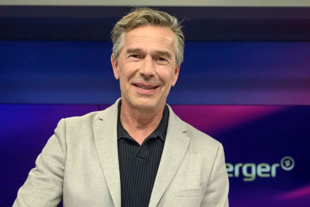 v.l.: Dirk Steffens (Wissenschaftsjournalist und Moderator), GER, Berlin, Studio, zu Gast bei Maischberger, politische Talkshow, TV, Format, mit Moderatorin Sandra Maischberger, Das Erste, aus Adlershof Am Studio 20, 05. Mai 2026, Copyright: HMBxMedia UwexKoch