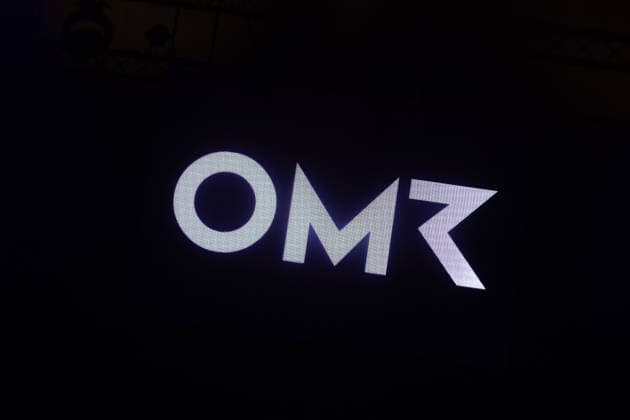 Hamburg, OMR Festival Hamburg, 05.05.2026 Das OMR Logo auf Schwarzem Hintergrund in einer der Ausstellungshallen