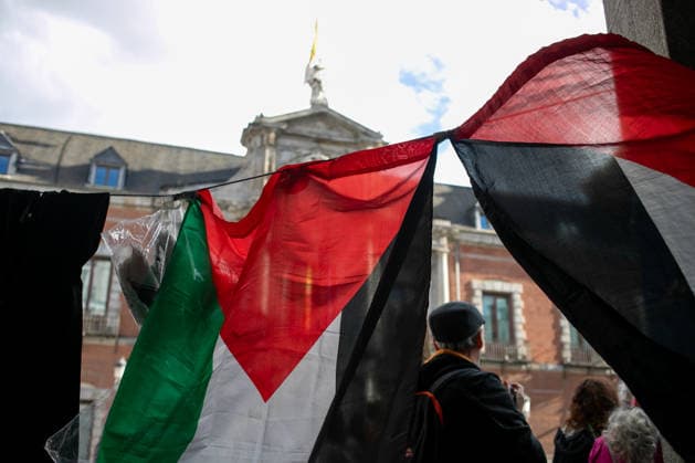 May 5, 2026, Madrid, Spain: Palestinian flags wave in front of the Ministry of Foreign Affairs during a Pro-Palestian rally. Protesters gather in front of the Ministry of Foreign Affairs in Madrid, to demand the release of Global Sumud Flotilla activists Saif Abu Keshek and Thiago Ãvila. Brazilian activist Thiago Ãvila and Spanish-Palestinian Saif Abu Keshek were intercepted on Thursday while traveling with the Global Sumud Flotilla to the Gaza Strip and are currently being held in Israel for questioning. Madrid Spain - ZUMAs197 20260505_aaa_s197_097 Copyright: xDavidxCanalesx