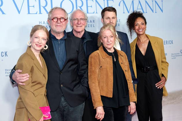 Lene Dax, Harald Krassnitzer, August Zirner, Dagmar Manzel, Welf Reinhart und Dionne Wudu bei der Premiere des Kinofilms Der verlorene Mann im City Kino. München, 05.05.2026