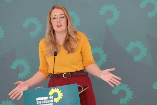 Deutschland, Berlin, Reichstag, Bundestagsfraktion Bündnis 90 Die Grünen, Fraktionssitzung und Statement mit Katharina Dröge