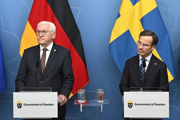 STOCKHOLM, SWEDEN 20260506 Prime Minister Ulf Kristersson M receives German Federal President Frank Walter Steinmeier for a bilateral meeting in Stockholm STOCKHOLM SWEDEN x10080x  Copyright: xFredrikxSandberg TTx STATSMINISTERN OCH TYSKLANDS PRESIDENT nt07wdnkQ3Y