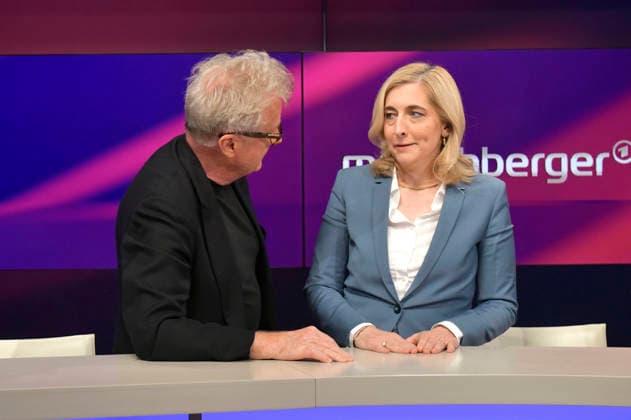 Hans-Ulrich Jörges und Nina Warken in der ARD-Talkshow maischberger im Studio Berlin Adlershof. Berlin, 05.05.2026