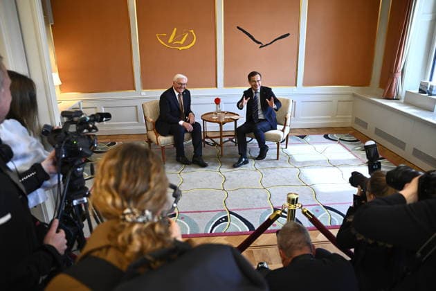 STOCKHOLM, SWEDEN 20260506 Prime Minister Ulf Kristersson M receives German Federal President Frank Walter Steinmeier for a bilateral meeting in Stockholm STOCKHOLM SWEDEN x10080x  Copyright: xFredrikxSandberg TTx STATSMINISTERN OCH TYSKLANDS PRESIDENT lbNTcYEPxTk