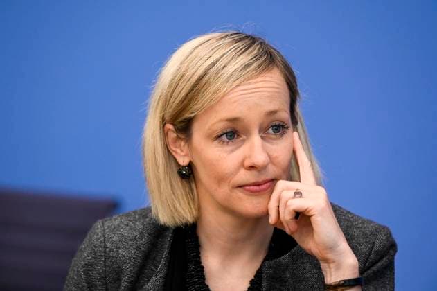 ABB BPK- Prof. Dr. Louisa Specht-Riemenschneider, Bundesbeauftragte für den Datenschutz und die Informationsfreiheit (BfDI) Thema-Datenschutz und Informationsfreiheit 2025 Zwischen Aufbruch und Risiko Vorstellung Bericht auf der BPK Berlin Bundespressekonferenz am 06.05.2026 Berlin Deutschland
