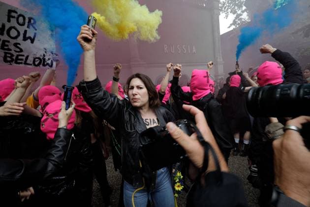 May 6, 2026, Venice, Rome, Italy: Pussy Riot storms the Venice Biennale with a protest staged in front of the Moscow Pavilion, Venice, 06 05 2026 Venice Italy  - ZUMAa289 20260506_zia_a289_035 Copyright: xMircoxToniolox xAgfx
