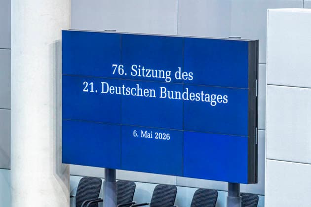 Reem Alabali-Radovan + Bärbel Bas - Fragestunde im Bundestag EUR, Deutschland, Berlin, 06.05.2026: Befragung der Bundesregierung. Reem Alabali-Radovan (SPD), Bundesministerin für Wirtschaftliche Zusammenarbeit und Entwicklung und Bärbel Bas (SPD), Bundesministerin für Arbeit und Soziales stellen sich den Fragen der Abgeordneten.