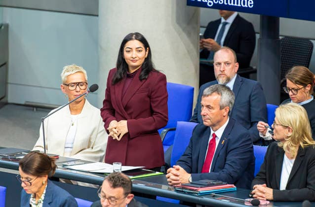 Reem Alabali-Radovan - Fragestunde im Bundestag EUR, Deutschland, Berlin, 06.05.2026: Befragung der Bundesregierung. Reem Alabali-Radovan (SPD), Bundesministerin für Wirtschaftliche Zusammenarbeit und Entwicklung stellt sich den Fragen der Abgeordneten.
