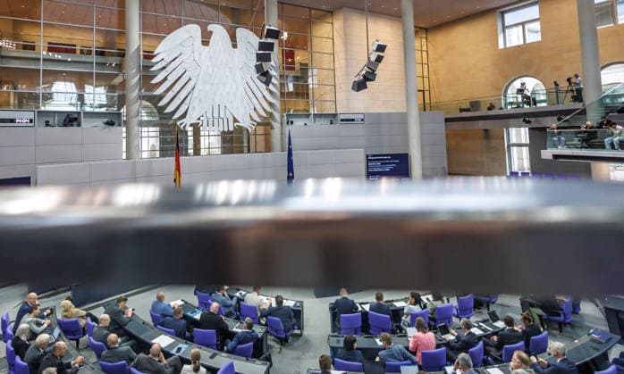 Befragung der Bundesregierung im Bundestag Befragung der Bundesregierung im Deutschen Bundestag am 06.05.26 in Berlin. Berlin Berlin Deutschland Bundestag
