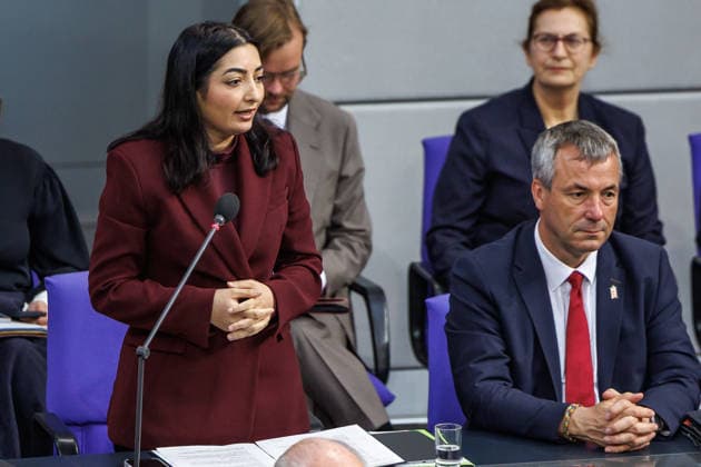 Befragung der Bundesregierung im Bundestag Reem Alabali-Radovan (SPD), Bundesministerin fuer Wirtschaftliche Zusammenarbeit und Entwicklung, bei der Befragung der Bundesregierung im Deutschen Bundestag am 06.05.26 in Berlin. Berlin Berlin Deutschland Bundestag