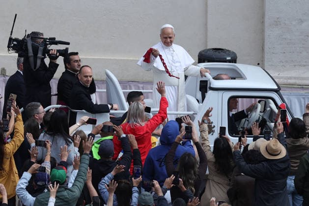 Pope Leo XIV Leads The General Audience - Vatican Photo by Marco Iacobucci IPA ABACAPRESS.COM Vatican City Italy Vatican (or Holy See)  Copyright: xIacobuccixMarco IPA ABACAx