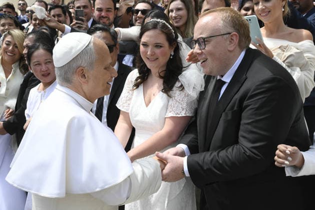Italy, Rome, Vatican, May 6, 2026: Pope Leo XIV during the weekly general audience in St. Peter’s Square, Vatican City. Photograph by VATICAN MEDIA Catholic Press Photo RESTRICTED TO EDITORIAL USE - NO MARKETING - NO ADVERTISING CAMPAIGNS.  Copyright: xVATICANxMEDIA xCatholicxPressxPhotox xipa-agency.netx xVATICANxMEDIA xCPPx IPA_Agency_IPA74469268